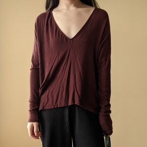 Aritzia Wilfred burgundy v-neck long sleeve shirt